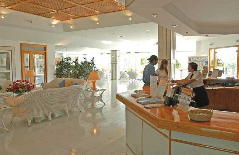 Invisa Hotel Club Cala Blanca Es Figueral Interior photo